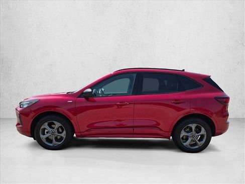 Certified 2024 Ford Escape ST-Line w/ Tech Pack #1 AWD/4WD image 9