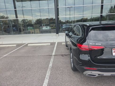 Certified 2024 Mercedes-Benz GLC 300 4MATIC image 7