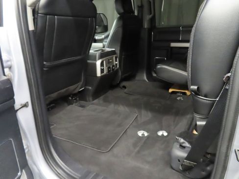 Used 2021 Ford F250 Lariat w/ Lariat Value Package AWD/4WD image 47