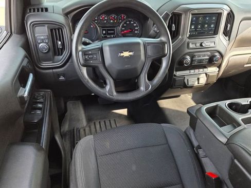 Used 2019 Chevrolet Silverado 1500 Custom w/ Custom Value Package image 6