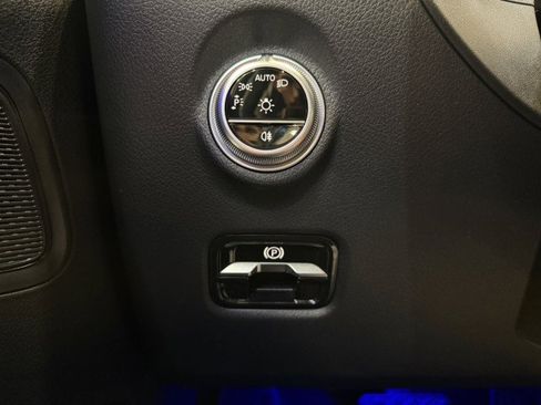 Certified 2025 Mercedes-Benz C 300 Sedan image 22