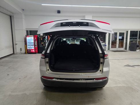 Used 2022 Jeep Grand Cherokee Limited RWD image 37