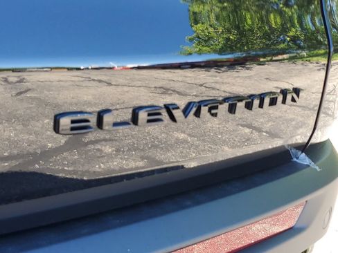 New 2026 GMC Acadia Elevation w/ Black Edition AWD/4WD image 8