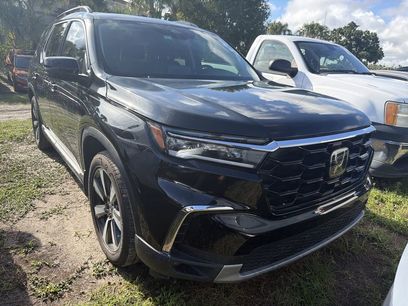 Used 2025 Honda Pilot Touring