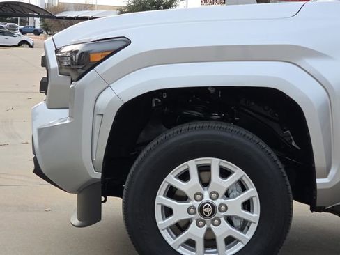 New 2026 Toyota Tacoma SR5 image 5
