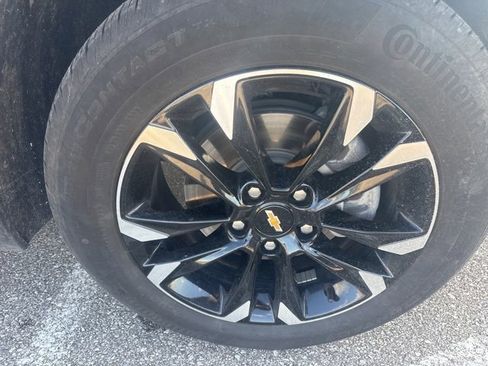 Used 2023 Chevrolet TrailBlazer LT w/ Convenience Package image 3