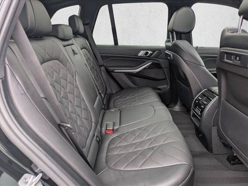 Used 2023 BMW X5 xDrive40i w/ Parking Assistance Package AWD/4WD image 22