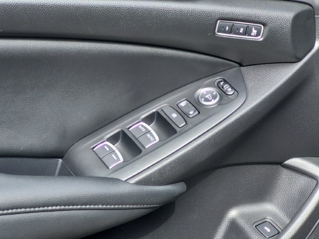 Used 2021 Honda Accord EX-L image 15