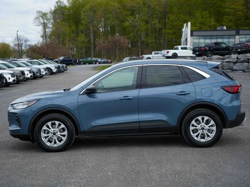 Used 2023 Ford Escape Active AWD/4WD image 8