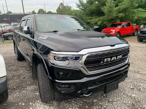 Used 2024 RAM 1500 Limited AWD/4WD image 5