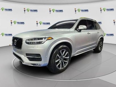 Used 2018 Volvo XC90 T5 Momentum w/ Convenience Package