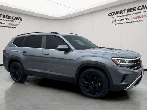 Used 2022 Volkswagen Atlas SE image 12