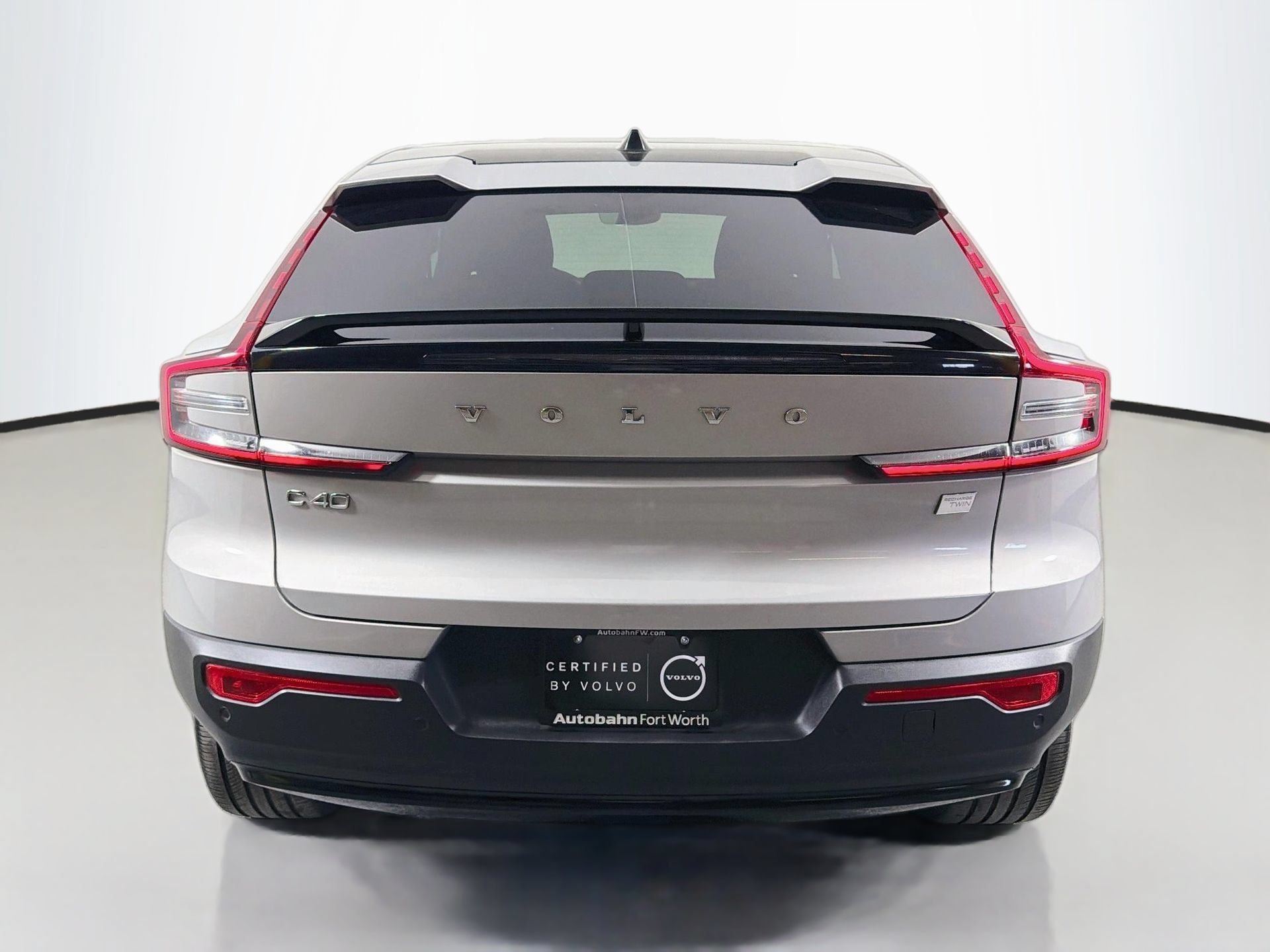 Certified 2023 Volvo C40 P8 Recharge Ultimate w/ Protection Package Premier AWD/4WD image 7