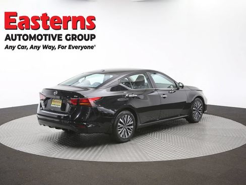 Used 2023 Nissan Altima 2.5 SV FWD image 40