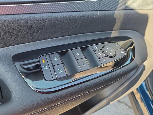 New 2026 Nissan Murano Platinum image 15