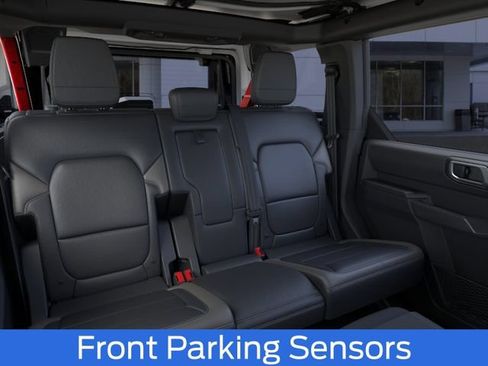 New 2026 Ford Bronco Outer Banks w/ Sasquatch Package AWD/4WD image 12