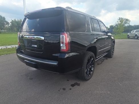 Used 2019 GMC Yukon Denali w/ Denali Ultimate Package AWD/4WD image 9