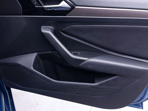 Used 2019 Volkswagen Jetta SEL Premium FWD image 33