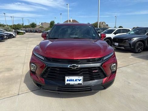 Used 2023 Chevrolet Blazer RS FWD image 2