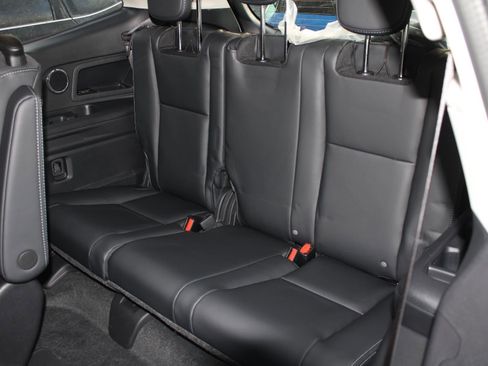 New 2026 Subaru Ascent Limited image 19