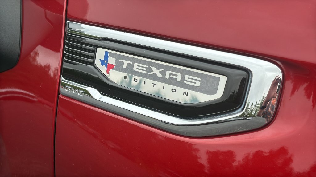 Used 2023 GMC Sierra 1500 SLT AWD/4WD image 30