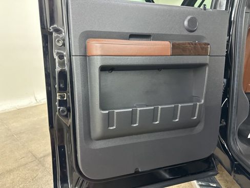 Used 2016 Ford F250 Platinum AWD/4WD image 28