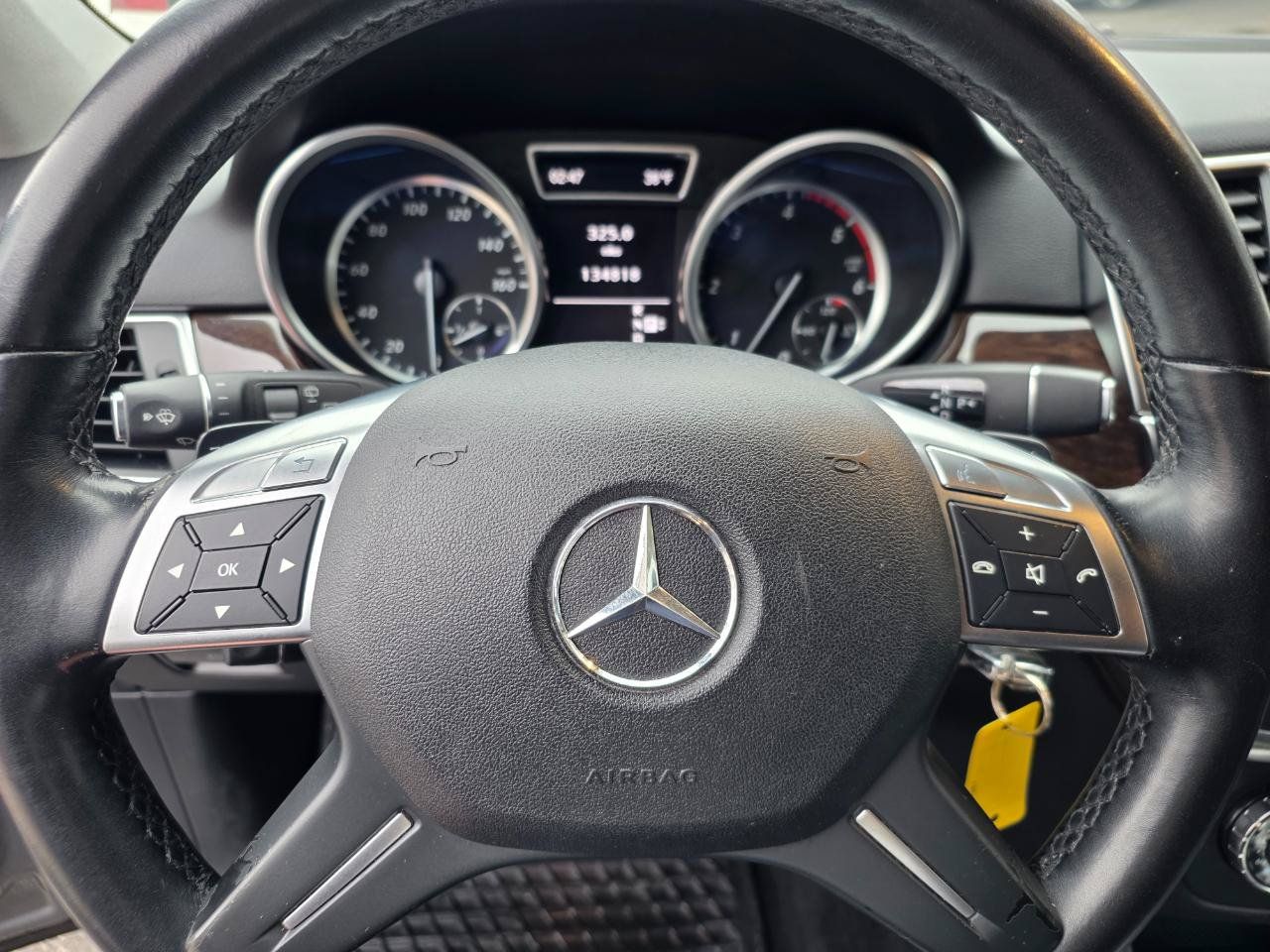 Used 2012 Mercedes-Benz ML 350 BlueTEC 4MATIC image 18