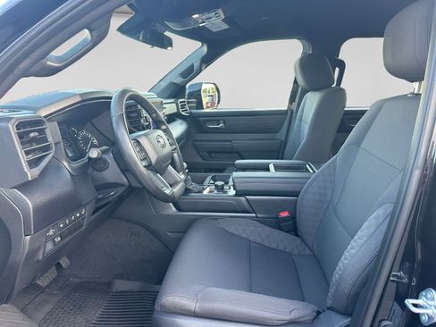 Used 2025 Toyota Tundra SR5 w/ SR5 Convenience Package AWD/4WD image 10
