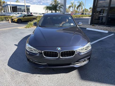 Used 2016 BMW 340i Sedan RWD image 3