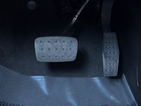 Used 2022 Chevrolet Blazer LT image 44