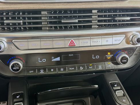 Used 2020 Kia Telluride SX FWD image 23