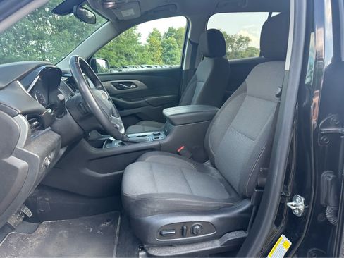Used 2021 Chevrolet Traverse LT AWD/4WD image 10