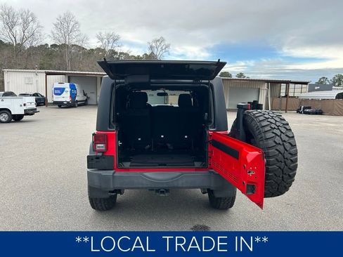 Used 2018 Jeep Wrangler Unlimited Sport S image 7