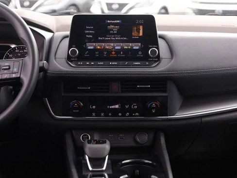 Used 2025 Nissan Altima 2.5 SV w/ SV Special Edition Package image 24