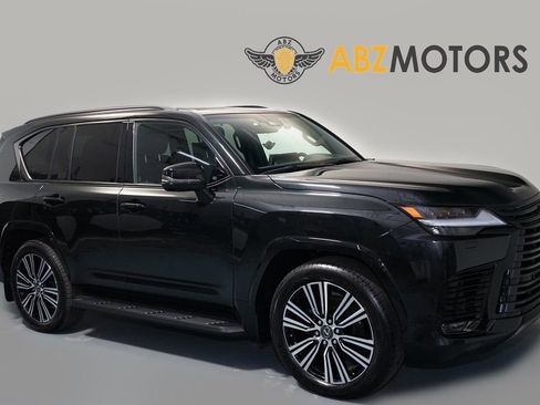 Used 2025 Lexus LX 600 4WD w/ Appearance Package image 1