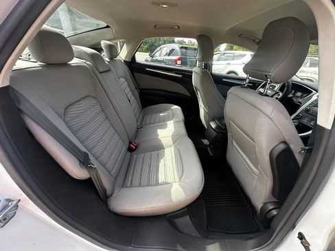 Used 2016 Ford Fusion S FWD image 32