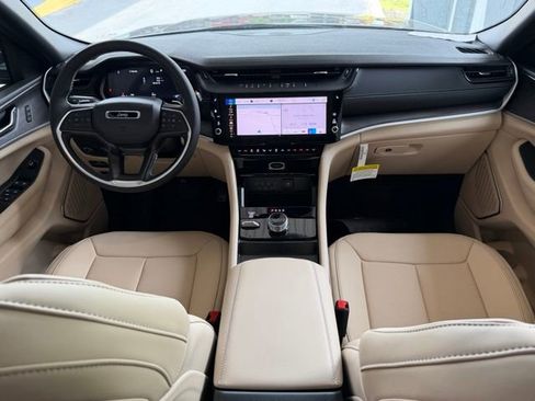 New 2026 Jeep Grand Cherokee Limited AWD/4WD image 24