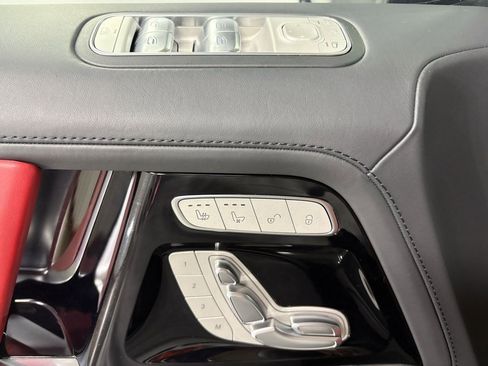 Used 2024 Mercedes-Benz G 63 AMG 4MATIC image 6