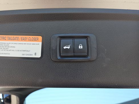 Used 2024 Mitsubishi Eclipse Cross SEL AWD/4WD image 14