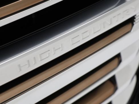 Used 2024 Chevrolet Tahoe High Country w/ Advanced Technology Package image 12