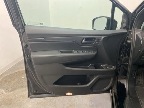 Certified 2025 Honda Odyssey Sport-L image 19
