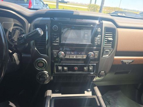 Used 2017 Nissan Titan Platinum Reserve image 17