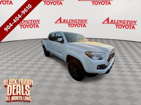 Certified 2023 Toyota Tacoma SR5 image 1