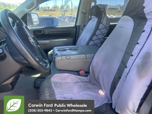 Used 2010 Toyota Tundra 4x4 CrewMax image 9