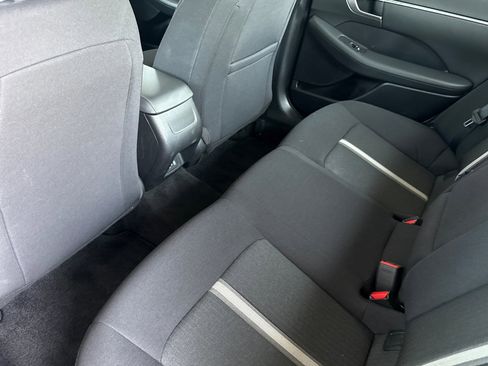 Used 2025 Hyundai Sonata SEL FWD image 12