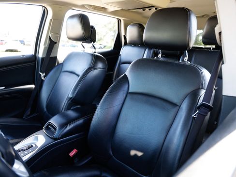 Used 2013 Dodge Journey Crew w/ Flexible Seating Group image 6