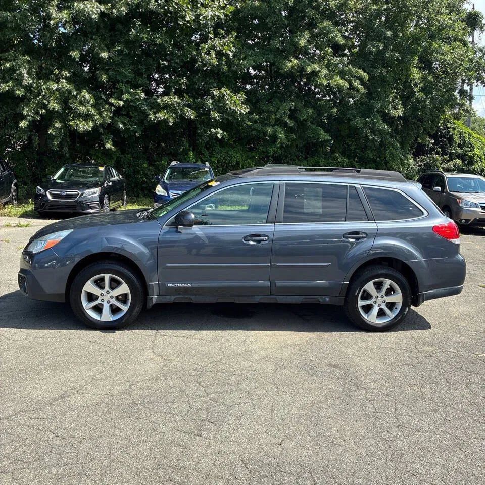 Used 2014 Subaru Outback 2.5i Limited AWD/4WD image 19