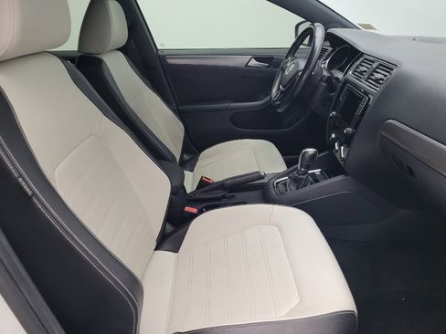 Used 2016 Volkswagen Jetta Sport image 21