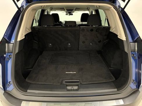 Used 2023 Nissan Rogue SV AWD/4WD image 17