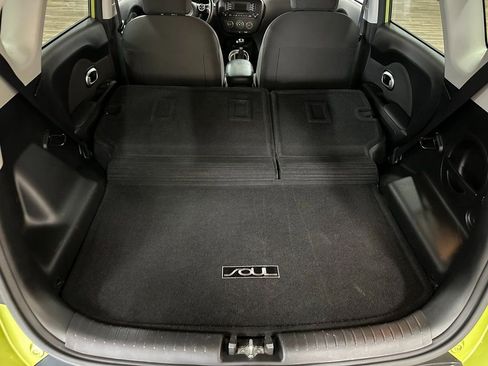 Used 2016 Kia Soul Base image 30